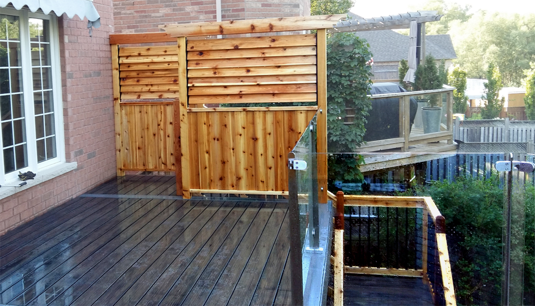 &reg; InvisiRail Ironstone Composite Floor & Cedar Rail Deck