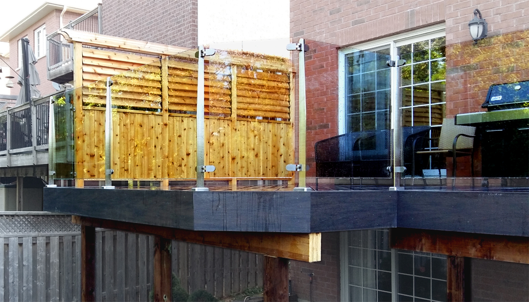 &reg; InvisiRail Ironstone Composite Floor & Cedar Rail Deck