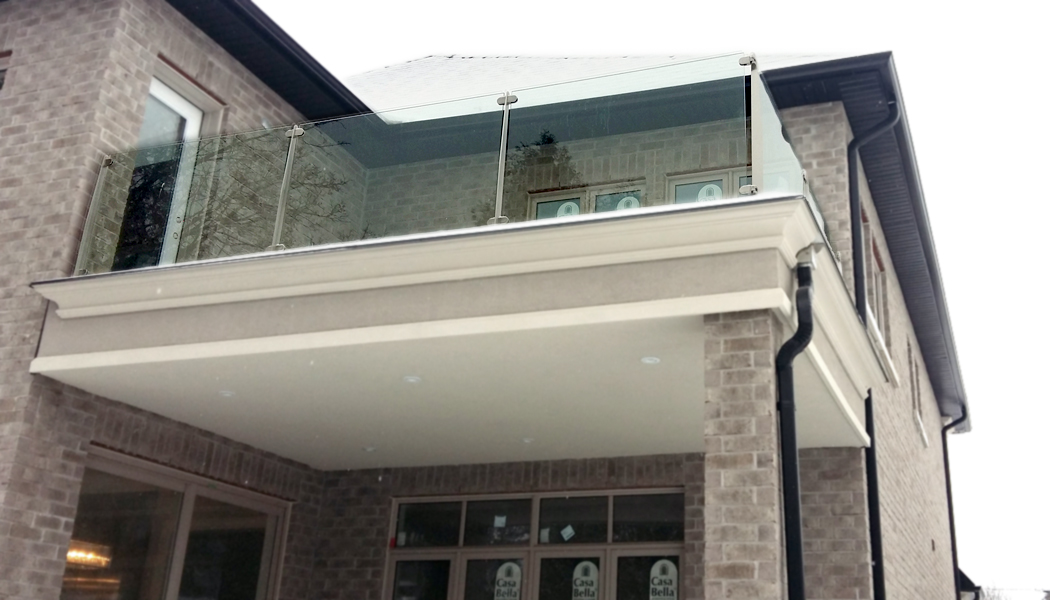 Roof Deck with <sup>&reg;</sup> Invisirail System